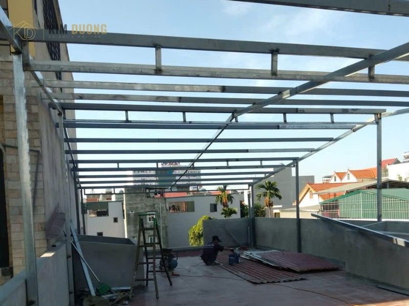hệ thống khung thép mái tôn sân thượng ở đan phượng - hà nội