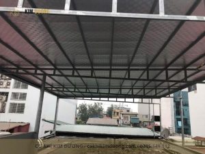 lợp mái tôn chống nóng sân thượng
