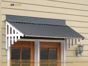 mái che cửa sổ bằng tôn màu xám